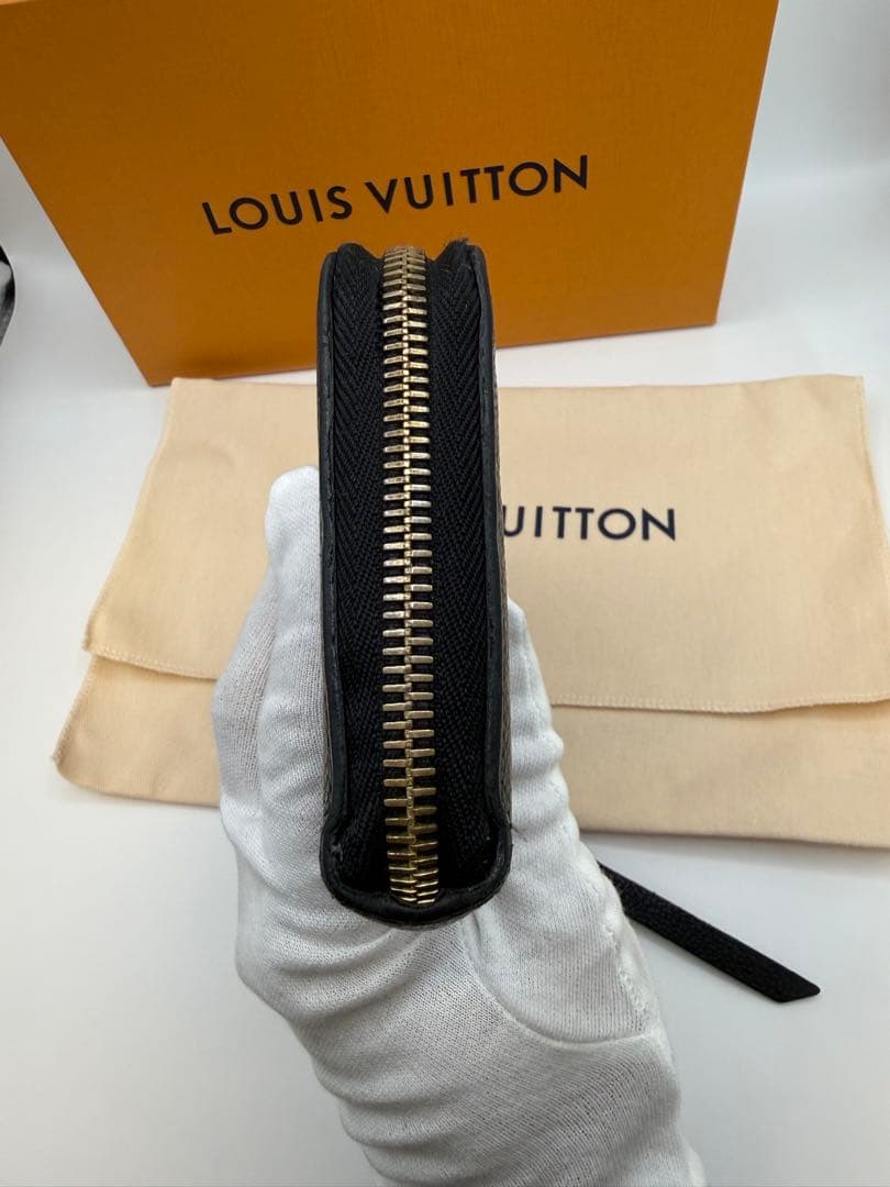 美品・ルイヴィトン アンプラント ジッピー 黒 長財布
