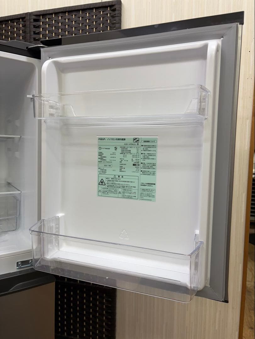 #89 AQUA 2023年 135L AQR-14PBK 冷蔵庫 右開き