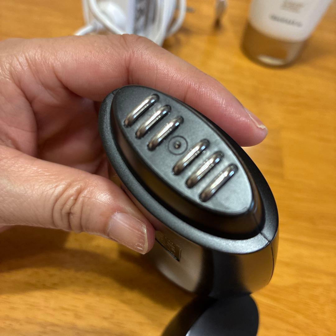 NEWA 美顔器 本体 + 電源コード