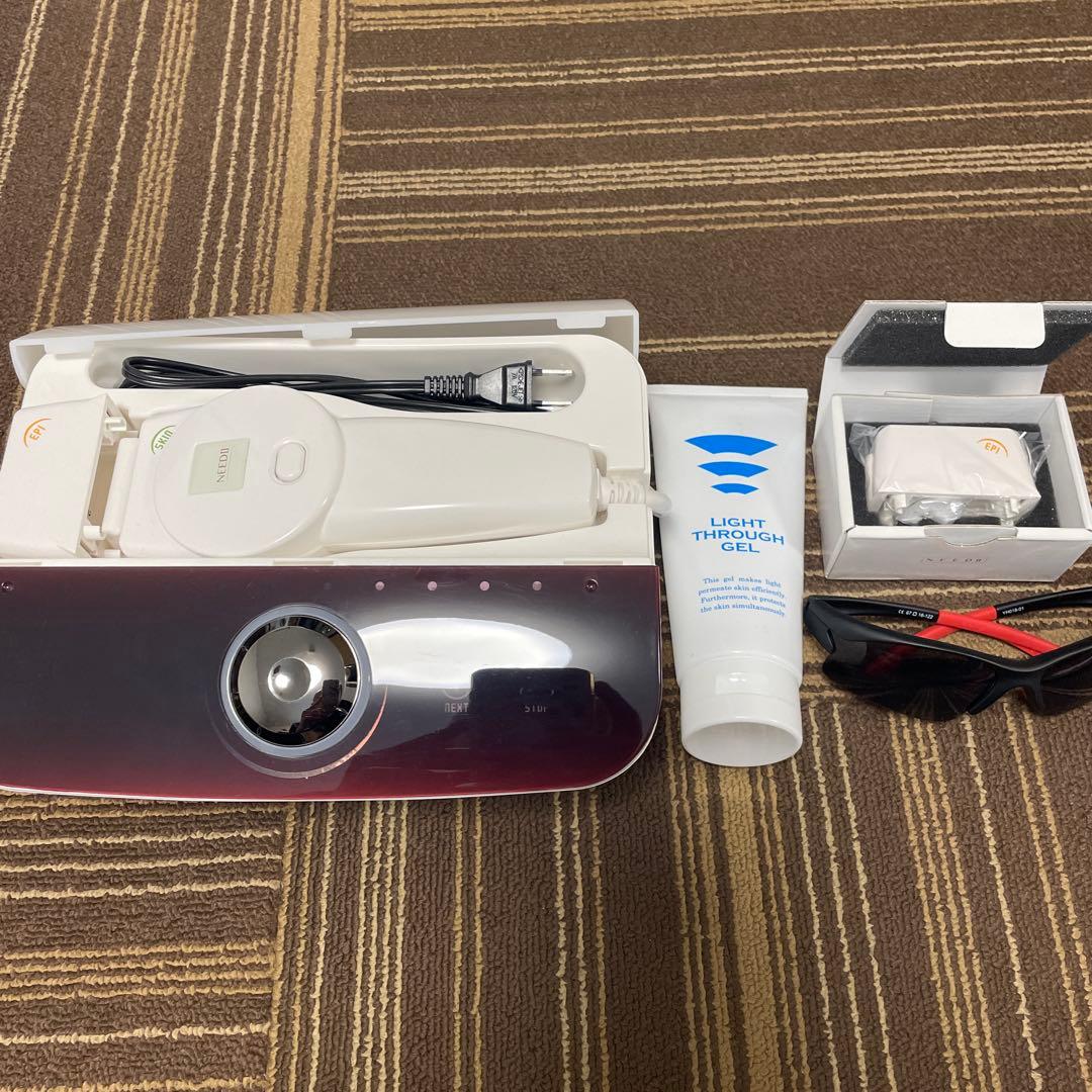 NEED Ⅱ 家庭用脱毛器 美顔器＋新品アタッチメント1つ付き