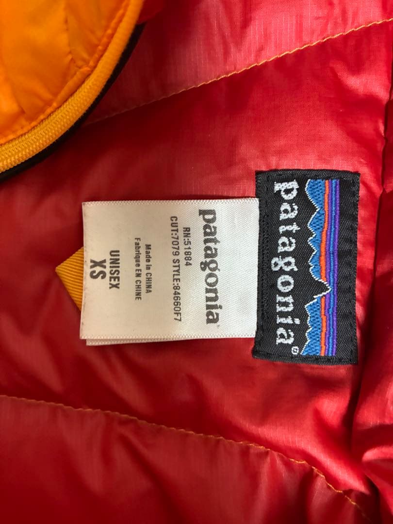 超ゲリラ　07年　F7パタゴニアダウンセーター　フーデイ　アノラック　パーカー