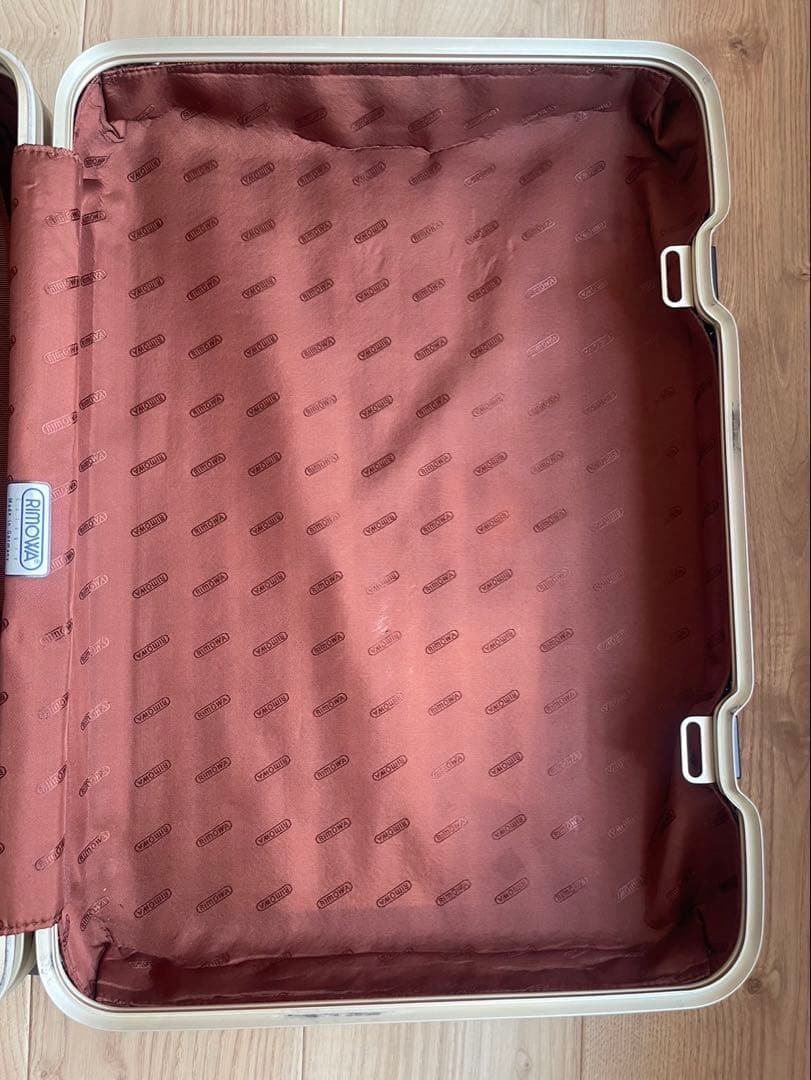 RIMOWA ゴールド スーツケース 小型