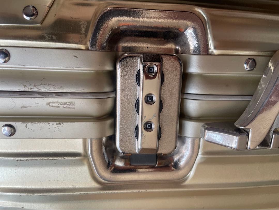 RIMOWA ゴールド スーツケース 小型