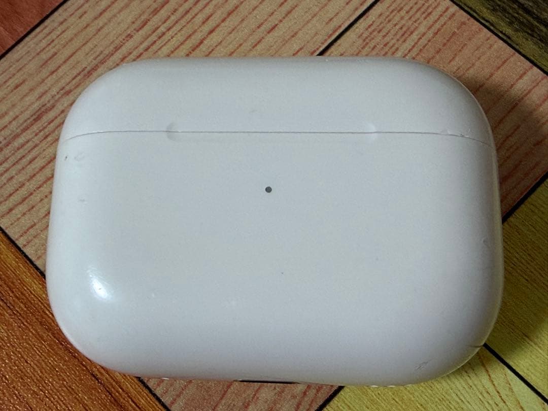 AirPods Pro 第2世代 純正イヤーチップ新品付 動作良好 キズあり