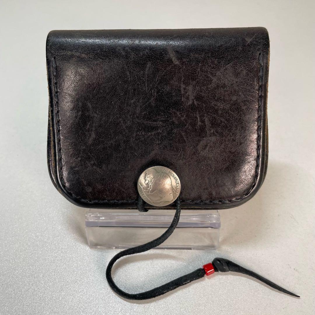 ゴローズ　角型 黒 小銭入れ 財布　コンチョ付き　ブラック/シルバー