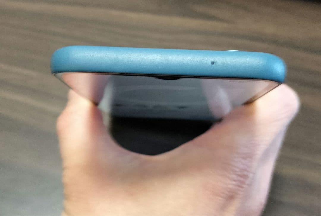 中古 arrows We2 F-52E スマートフォン 本体 ネイビーグリーン