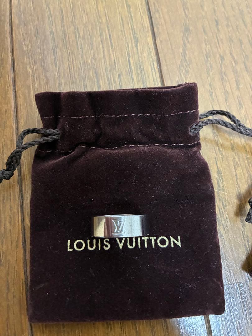 LOUIS VUITTON リンク　　指輪