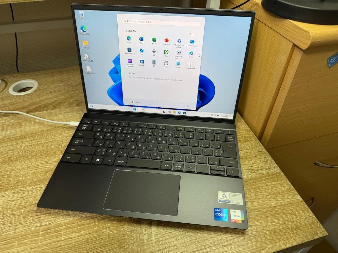 美 品 DELL Vostro 13 5310 第11世代 Office付き