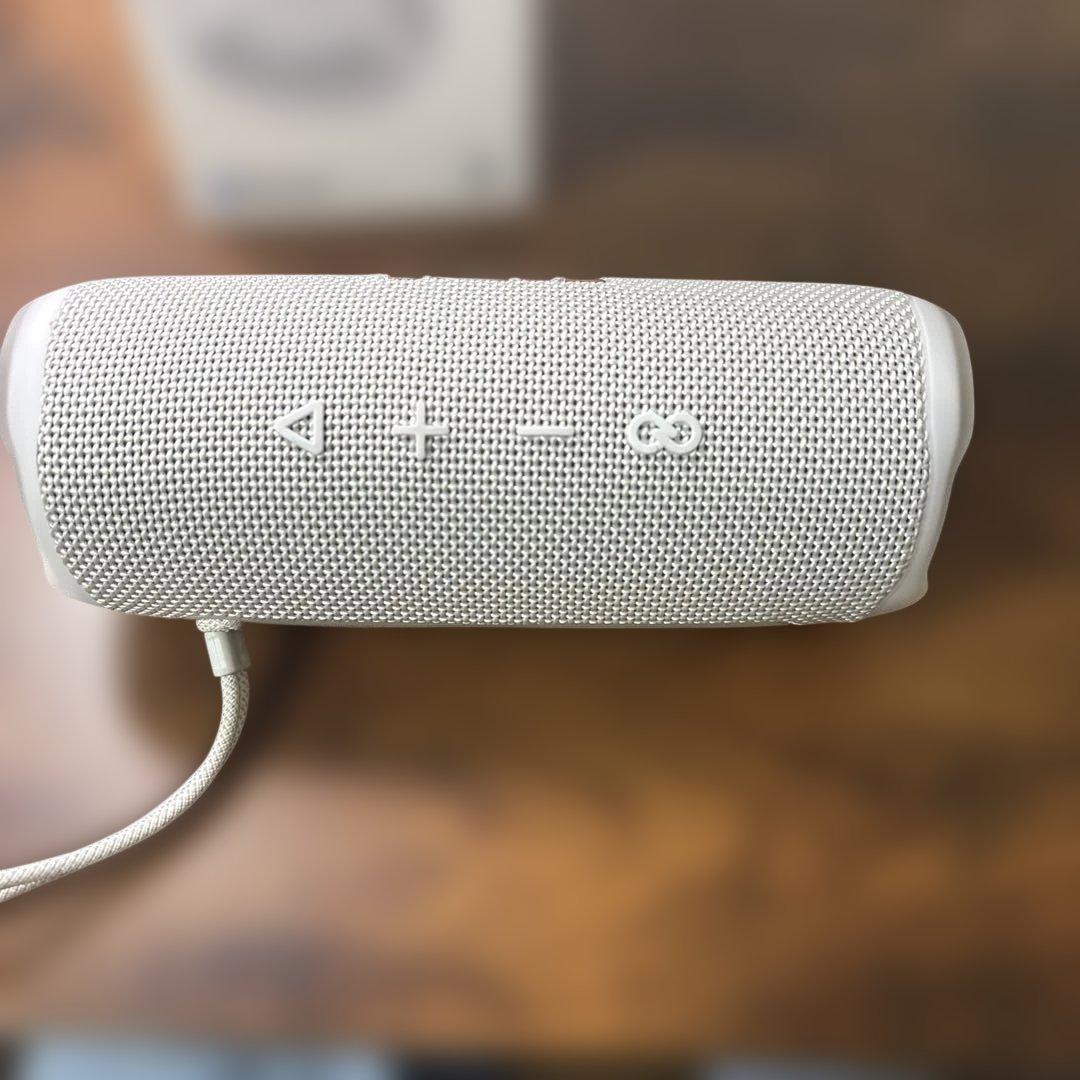 JBL FlIP6 ホワイト