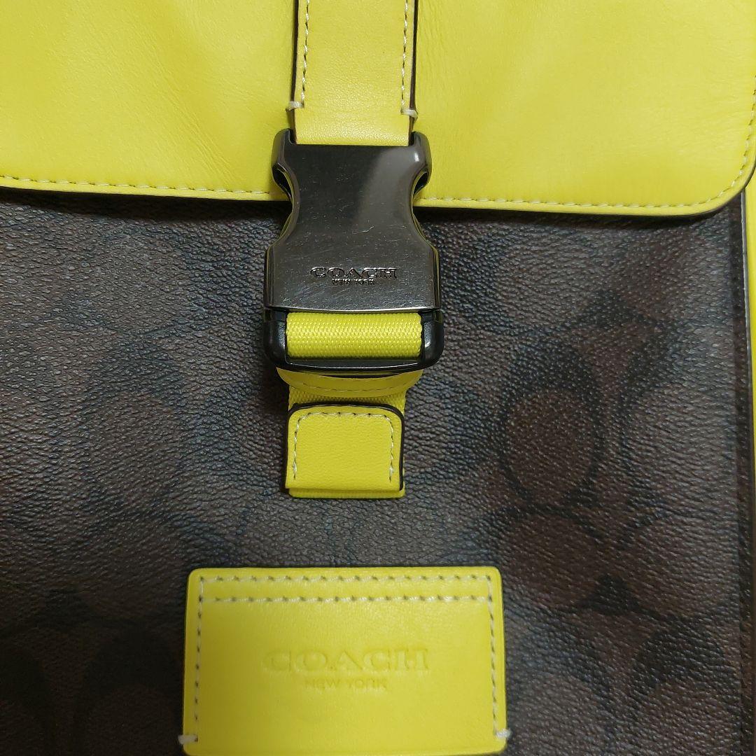 COACH ボディバッグ ブラウン/イエロー