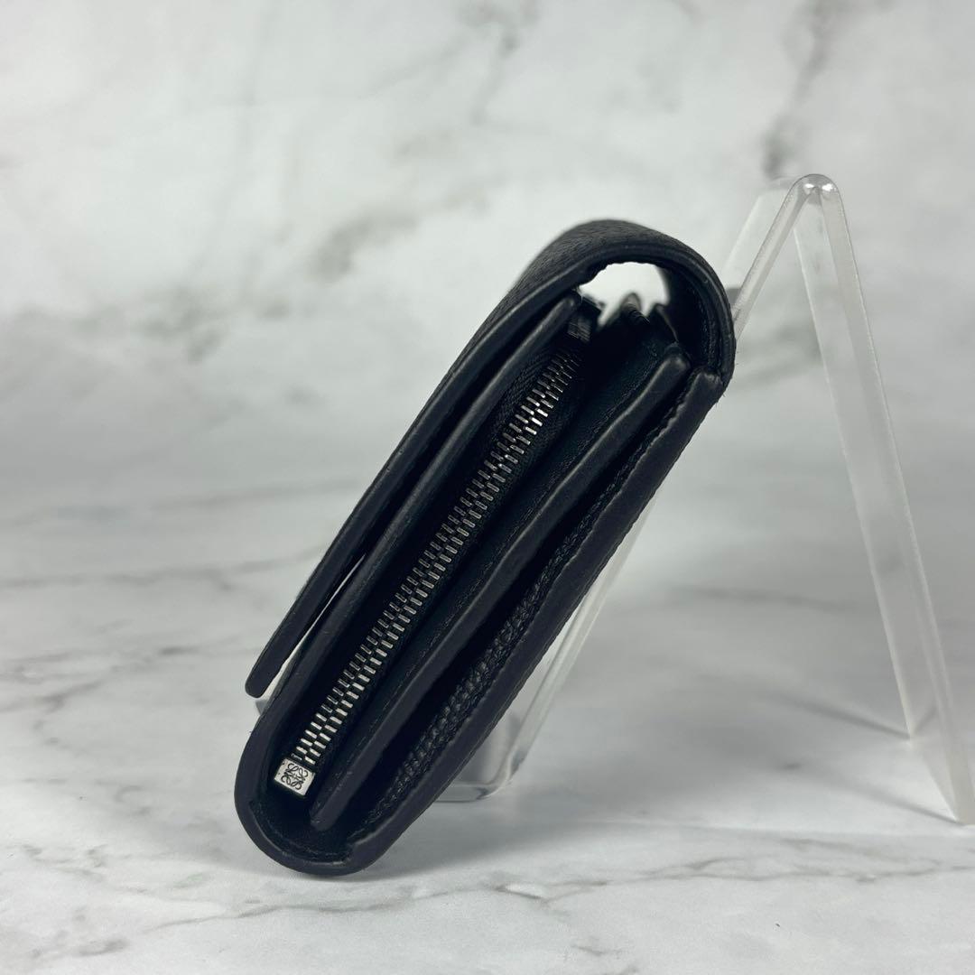 【美品】ロエベ 二つ折り財布 アナグラム コンパクト フラップウォレット