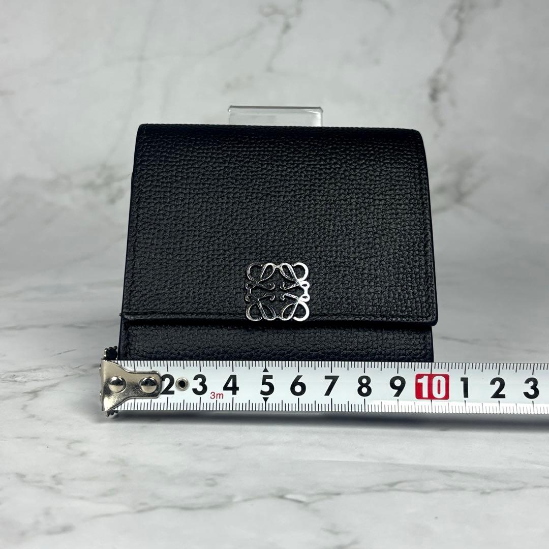 【美品】ロエベ 二つ折り財布 アナグラム コンパクト フラップウォレット