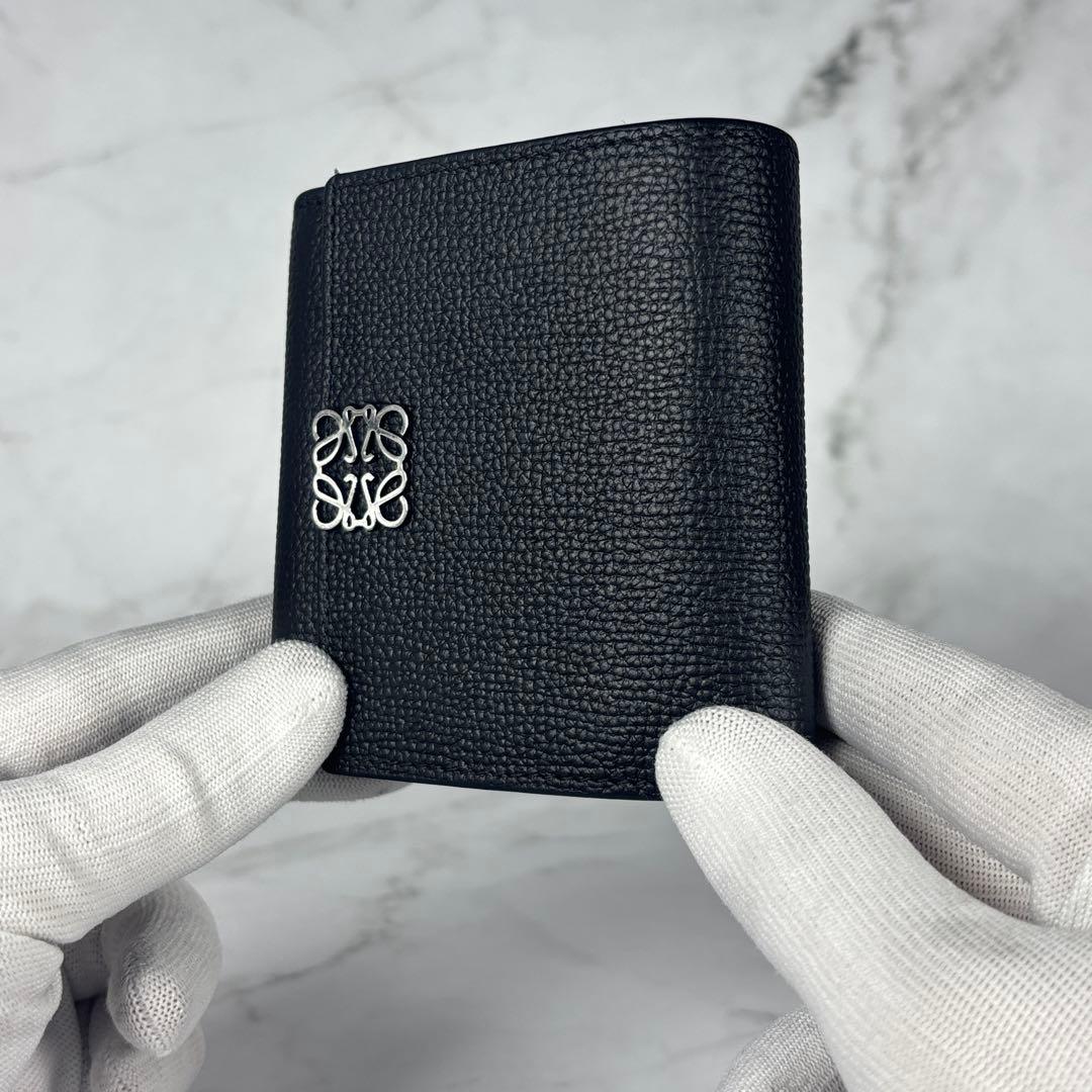 【美品】ロエベ 二つ折り財布 アナグラム コンパクト フラップウォレット