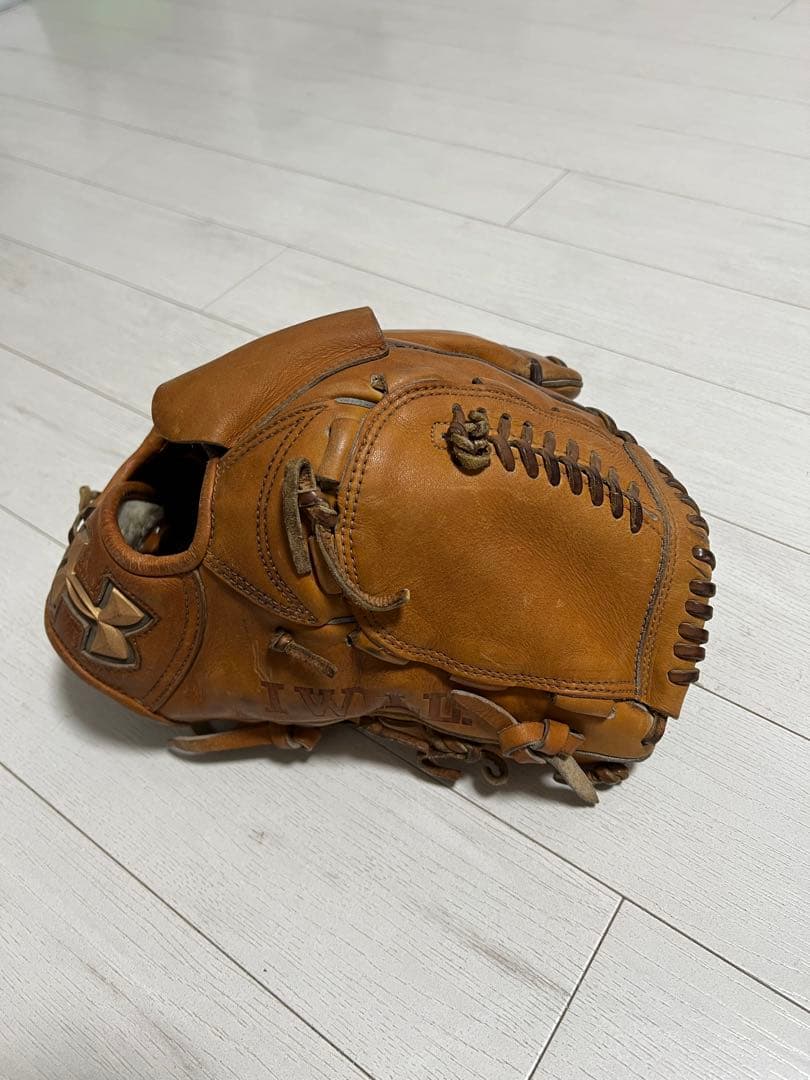 Under Armour 硬式グローブ ブラウン