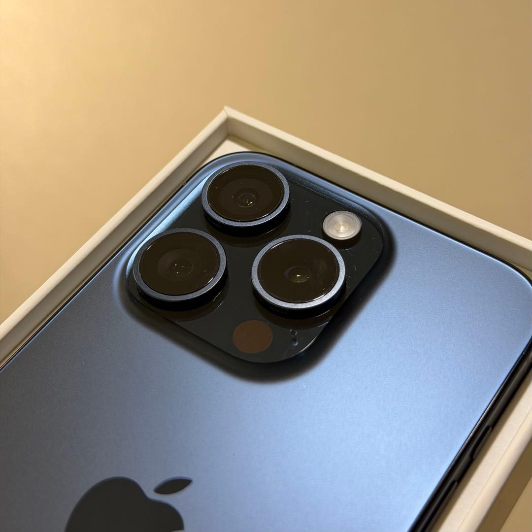 最終値下 iPhone 15 pro 256gb ブルーチタニウム SIMフリー