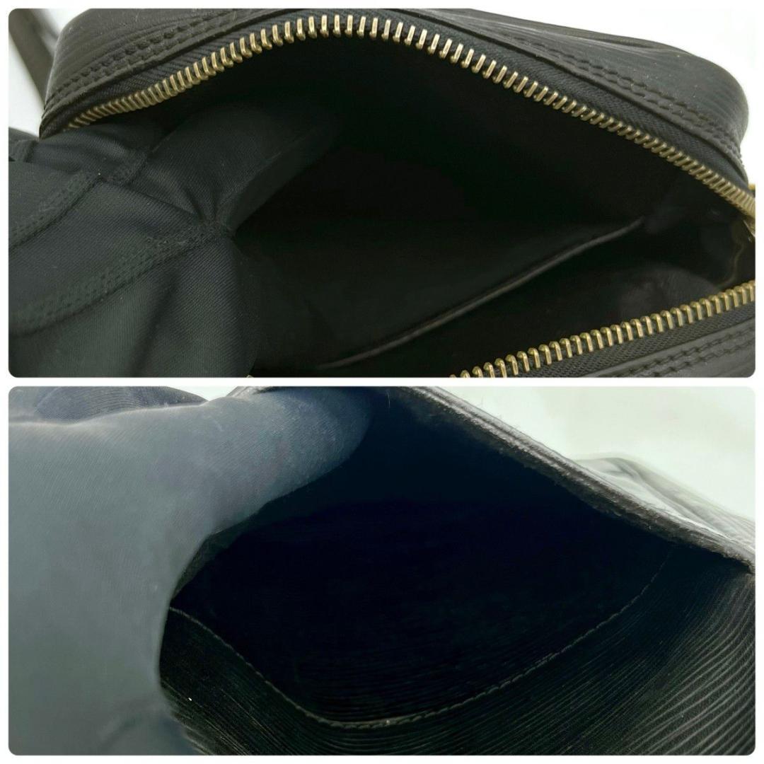 ルイヴィトン エピ ダヌーブ ショルダーバッグ ブラック 斜め掛け 男女兼用 黒