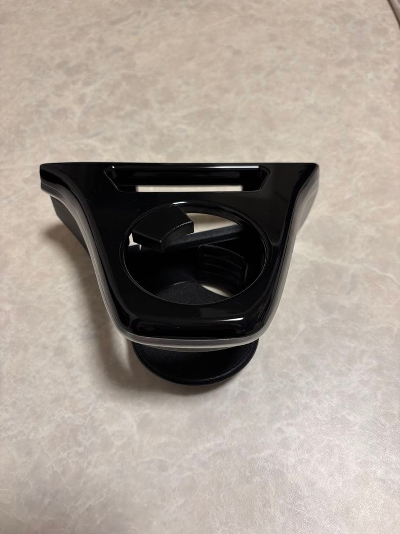 カローラクロス　内装パーツ