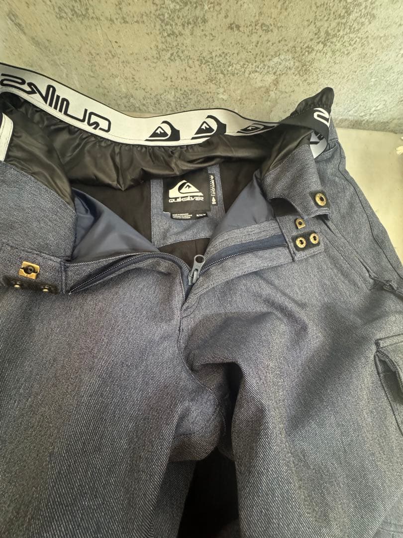 最終セール！上下スノーボードウェア オークリー上　クイックシルバー下