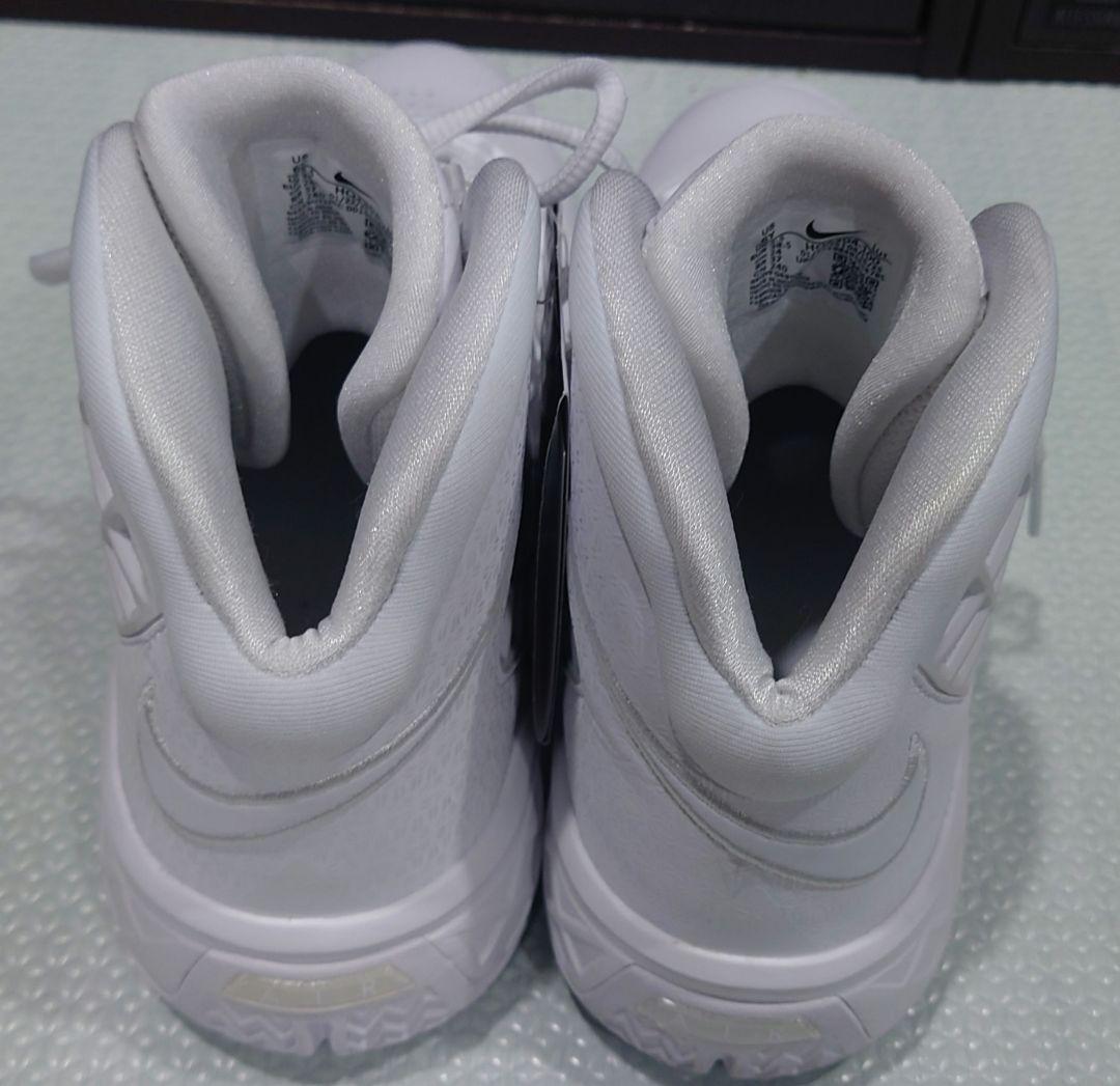 新品タグ付き！ナイキ コービーⅢ GS バスケットシューズ ハイカットスニーカー