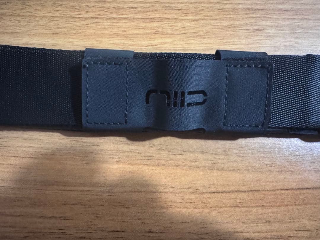 NIID Radiant Mega Sling ブラック