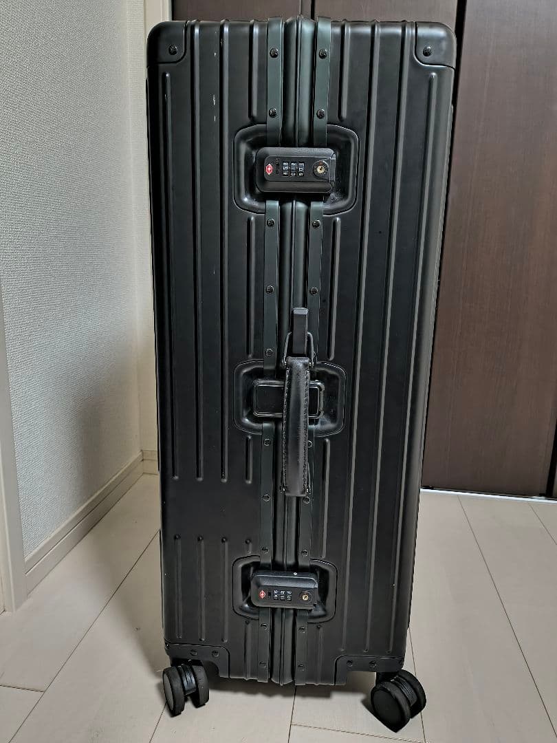 【値下げ】innovator　アルミスーツケース　96L