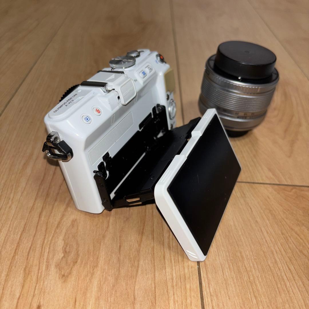 Wi-Fi SDカード付き　オリンパス PL5 ミラーレスカメラ