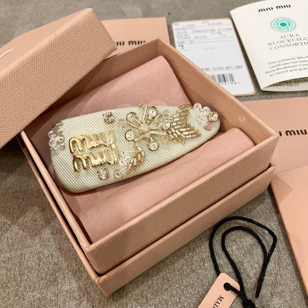 最終値下げMIUMIU ヘアピン エンブロイダリー ギャバジン バレッタ ビーズ