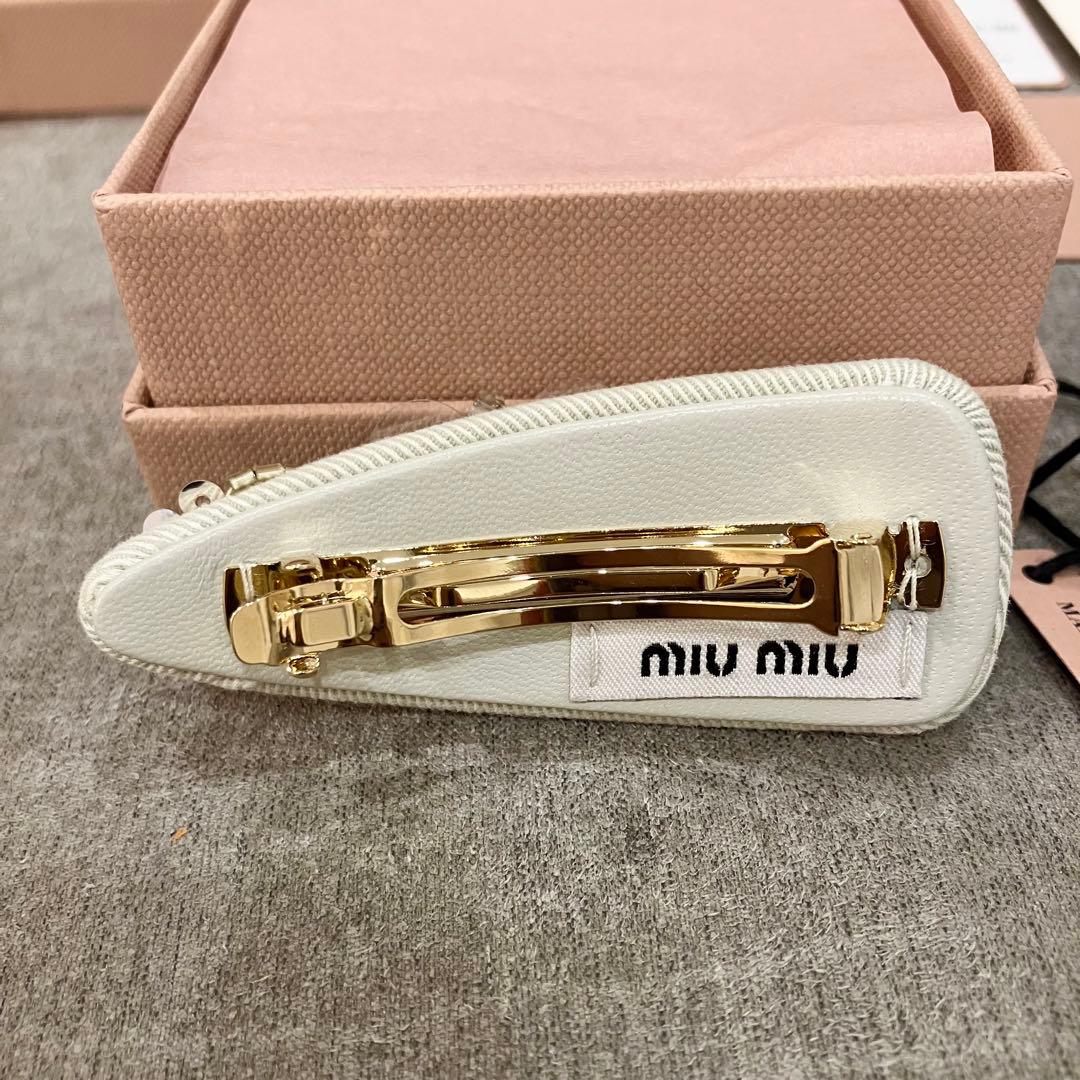 最終値下げMIUMIU ヘアピン エンブロイダリー ギャバジン バレッタ ビーズ