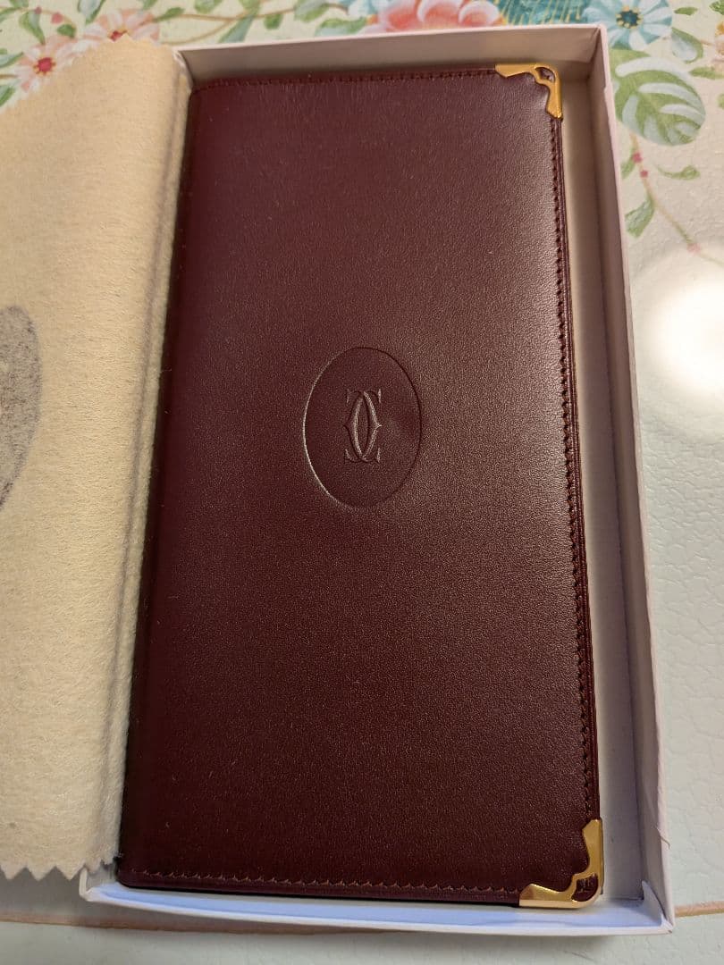 新品　カルティエ レザー 長財布