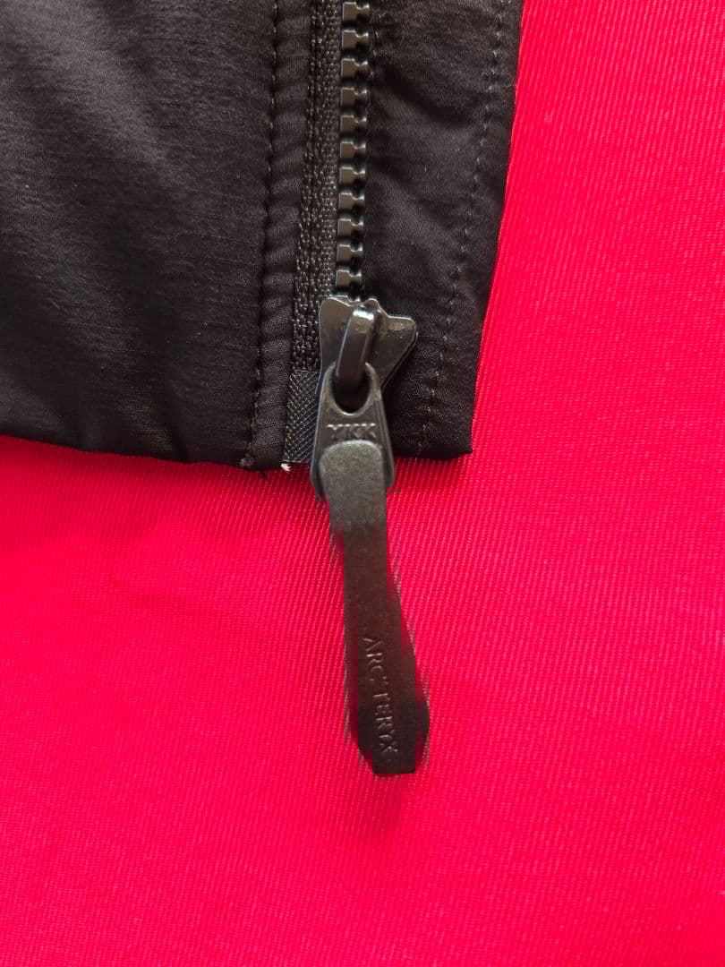 ARC'TERYX ブラック アトム　LT Mサイズ