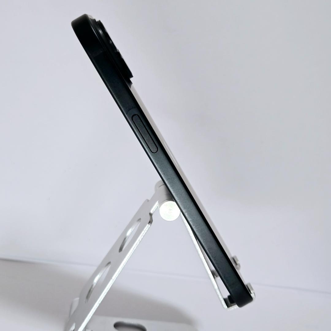 05 iPhone15 ブラック SIMフリー 美品 バッテリー95%