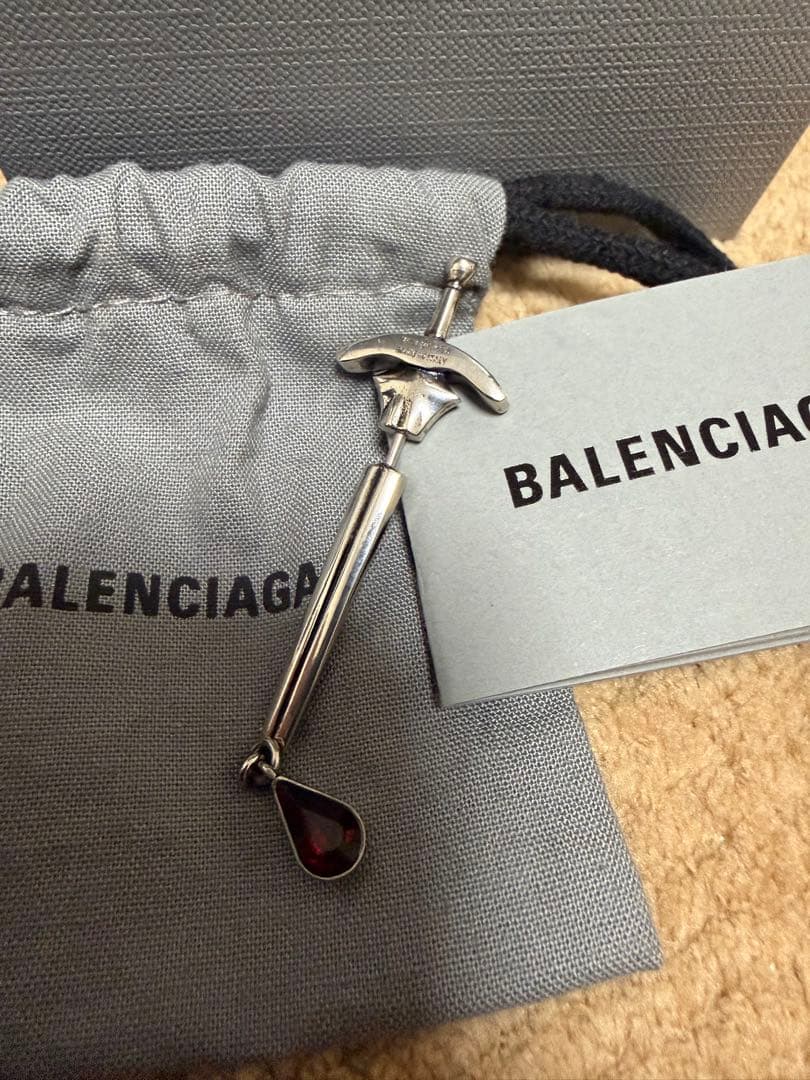 x*様 BALENCIAGA GOTH SWORDピアス シルバー　レシートあり