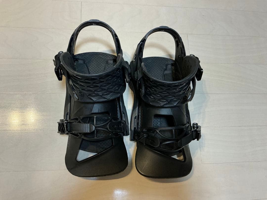 SALOMON 22-23 スノーボード ビンディング ブラックHOLOGRAM