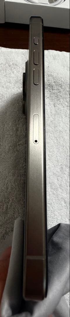 iPhone 15 Pro Max 256GB ナチュラルチタニウム 訳あり