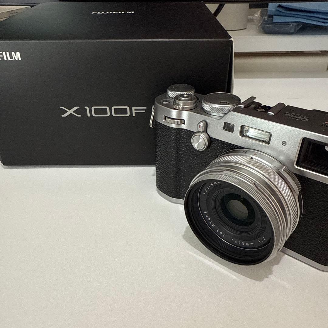 Fujifilm X100F おまけ付き