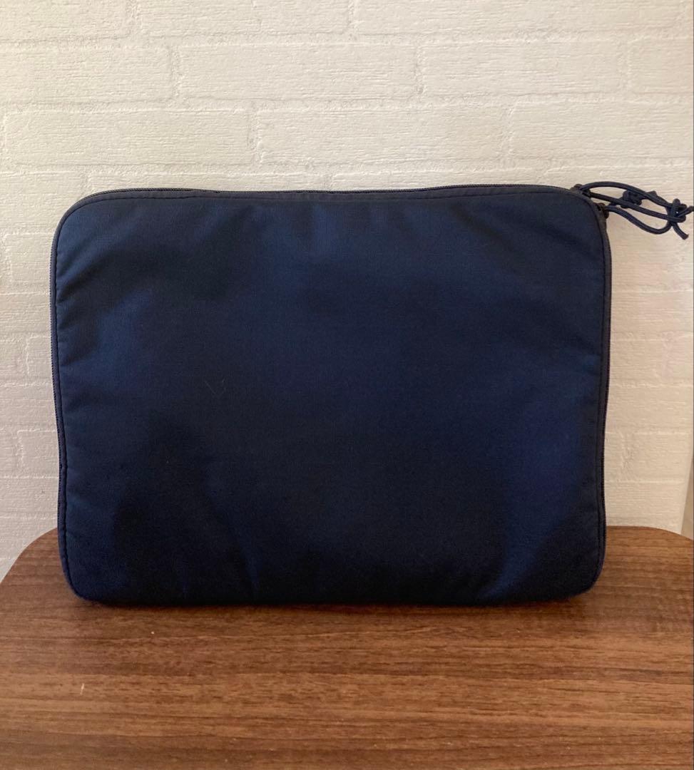 【美品】BRIEFINGブリーフィング クラッチバッグ　ネイビー