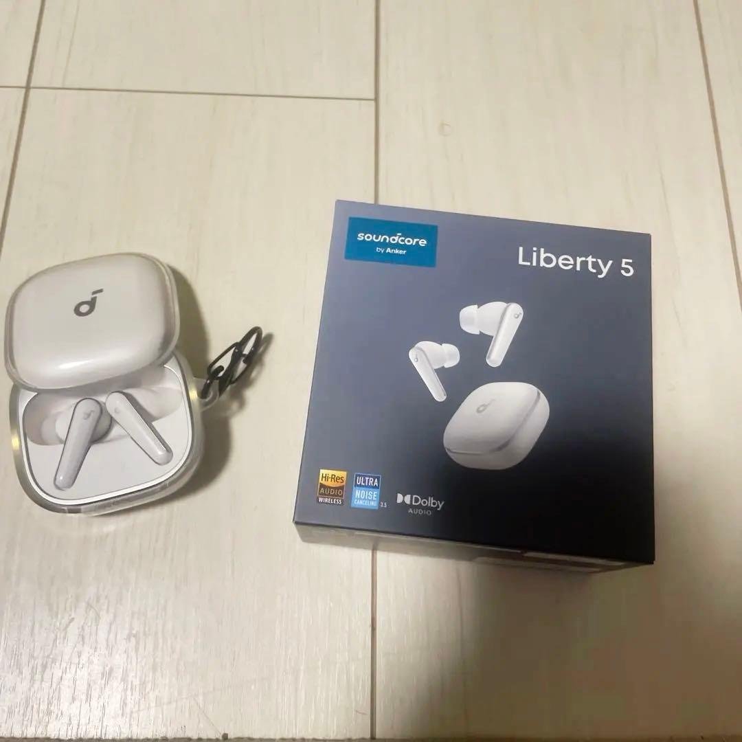 Anker soundcore Liberty 5ワイヤレスイヤホン ホワイト