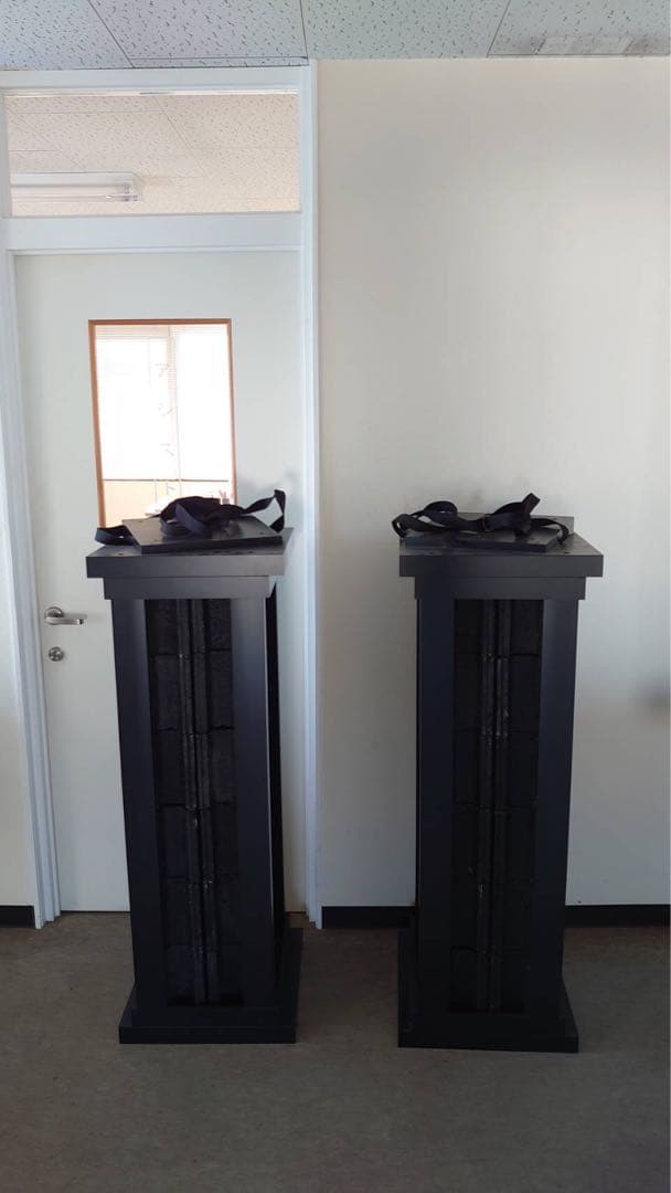 100万円した スピーカー台 某テレビ局 編集室 の 特注品 左右で295kg