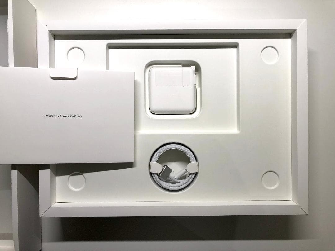 MacBook Pro 14インチ M5チップ 24GB 1TB US配列