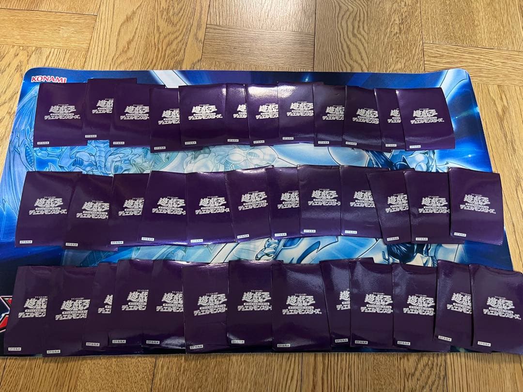 遊戯王 初期ロゴ 公式スリーブ 10種 大量 計591枚 まとめ売り