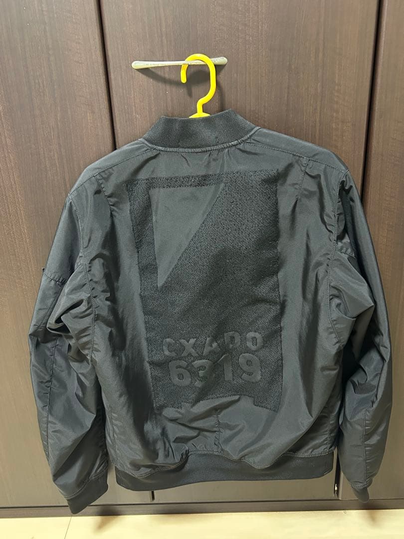 ど*り様 Stone  Shadow Project MA-1 黒