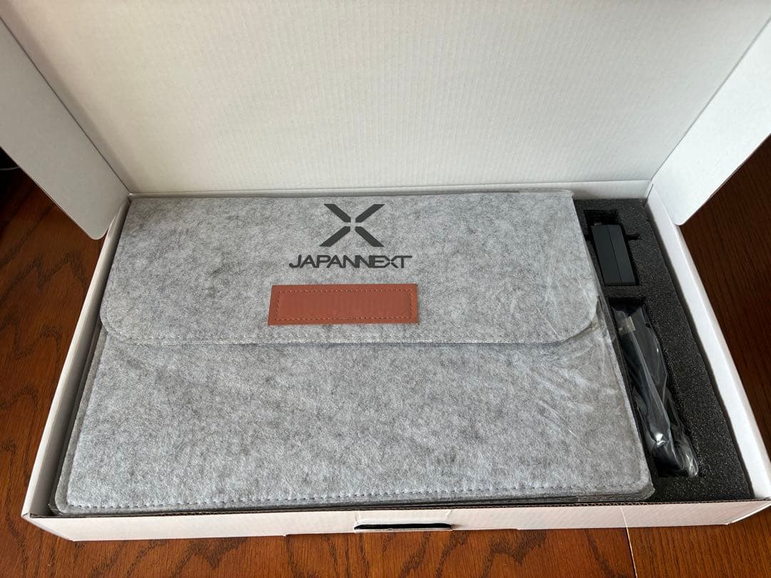 【新品未使用】JAPANNEXT 13.3インチモバイルディスプレイ 本体