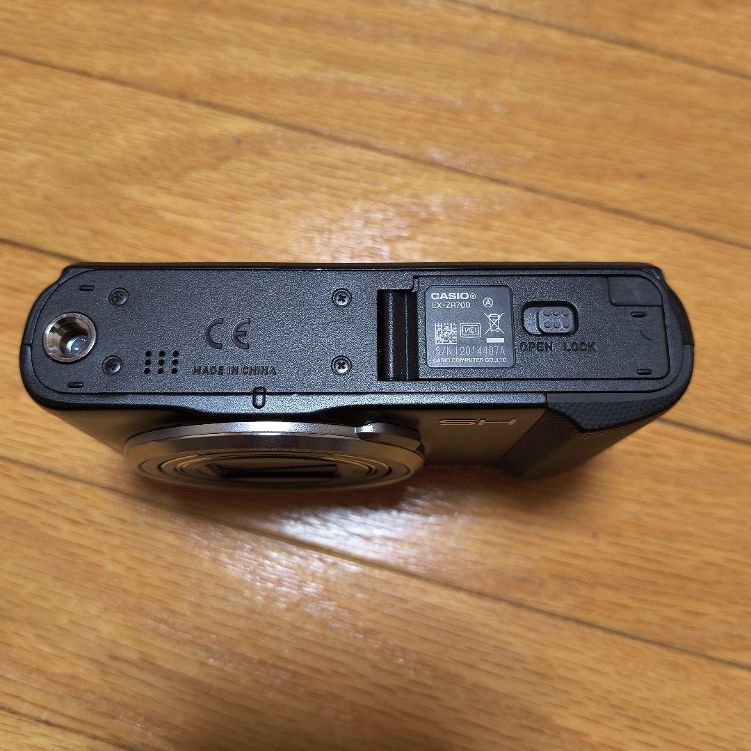 CASIO EXILIM EX-ZR700 コンパクトデジタルカメラ