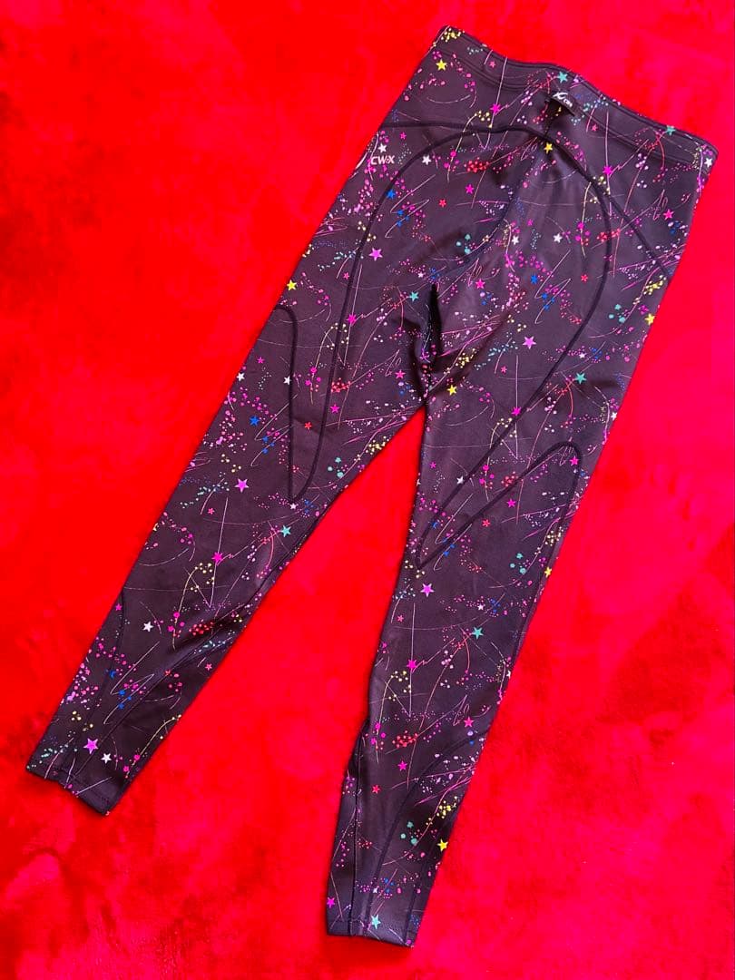 未使用　CW-X コンプレッションタイツ　 HZY-129 ワコール