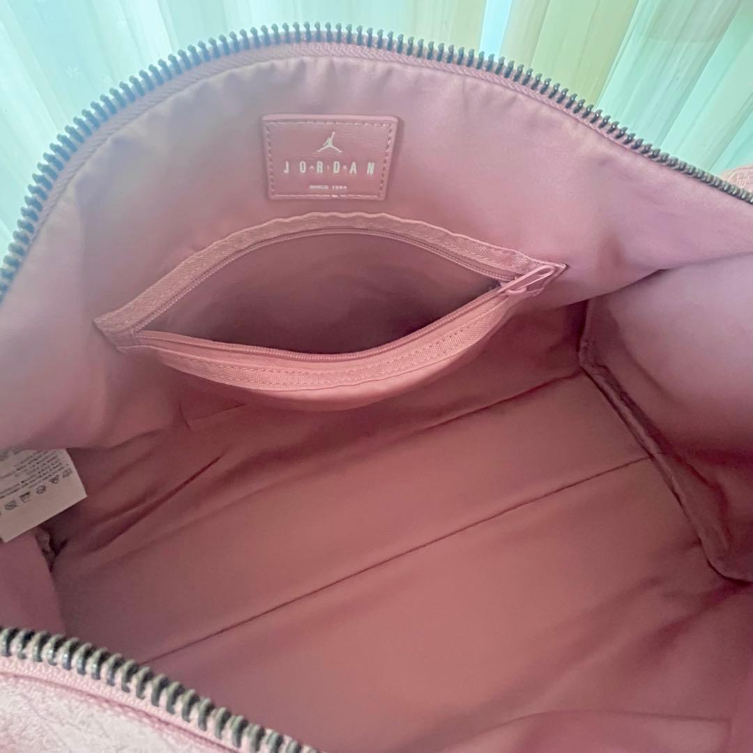 ジョーダン(JORDAN)モノグラム ダッフル ボストンバッグ　ピンク