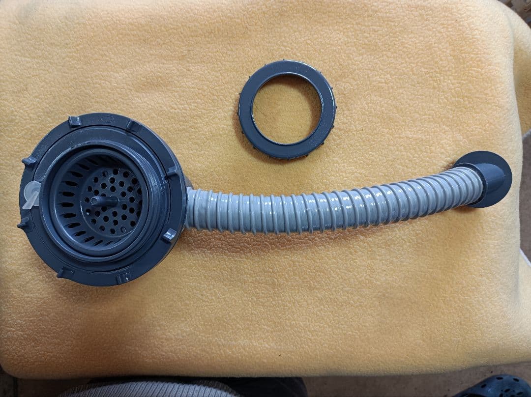 理容機器　新明和前洗面　排水トラップ