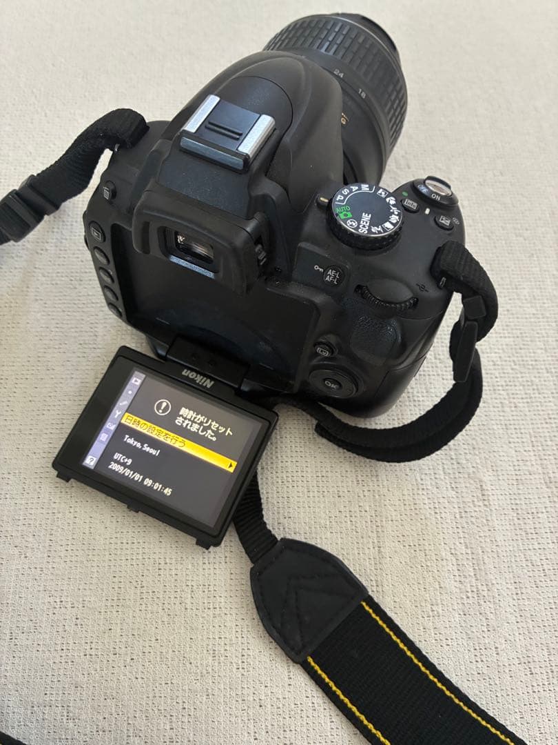 Nikon d5000 一眼レフカメラ