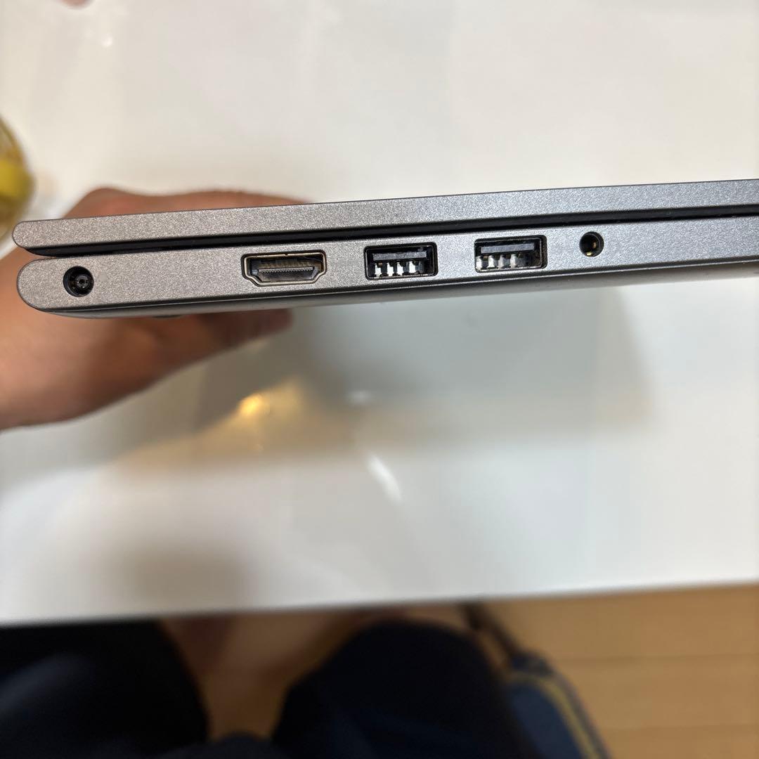 DELL ノートパソコン本体　Inspiron 13 5000 Series