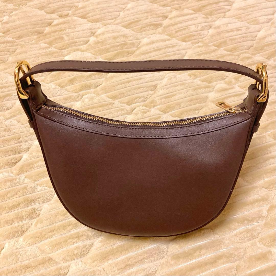 新品 CHRISTIAN VILLA 本革 ハーフムーンバッグ ワンショルダー