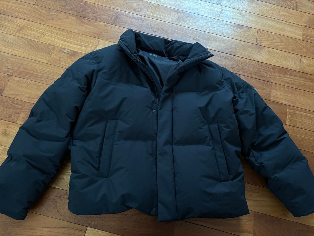 UNIQLO ブラック シームレスダウンジャケット XL